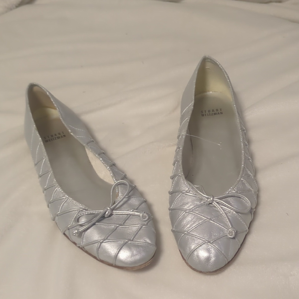 Stuart Weitzman Grid Ballet Flats • Metallic Silver Shine - Trend• Bow Accent •